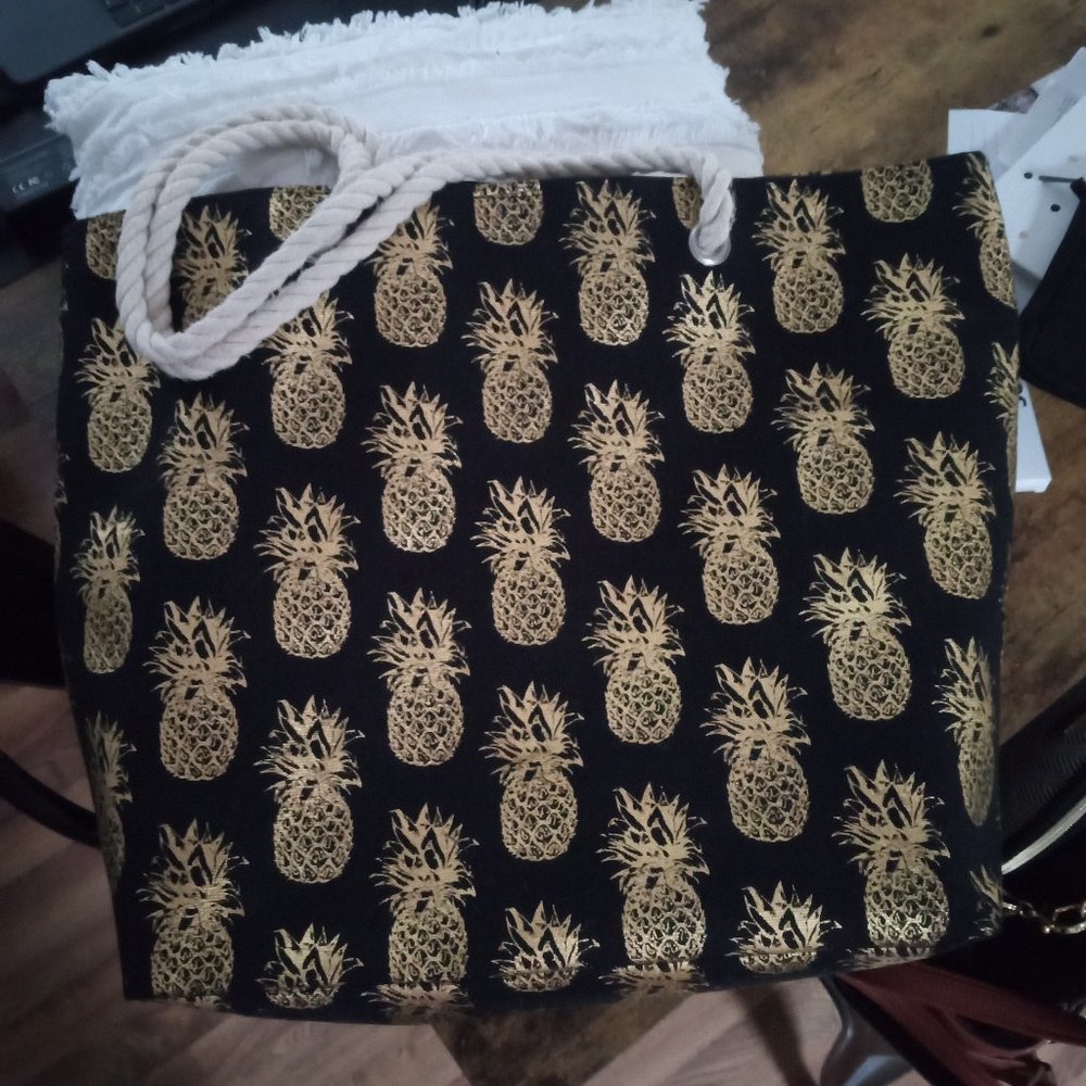 Pineapple Tote